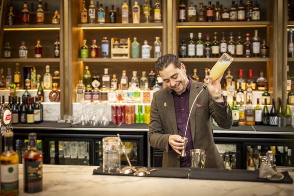 The Aviary Bar - Grand Millennium